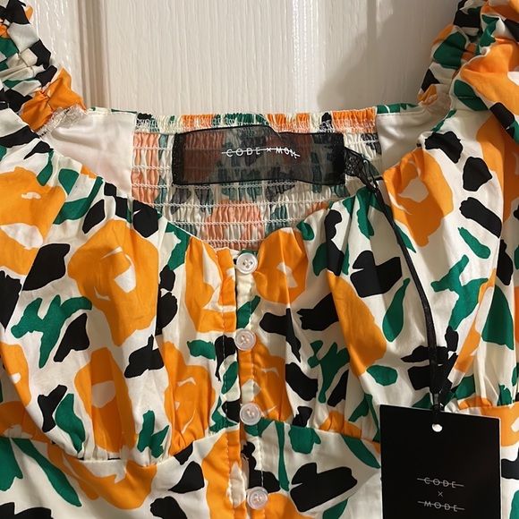 Gorgeous sundress - Picture 2 of 6